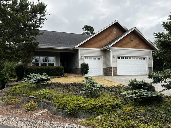 1015 Prestwick Ct, Florence, OR 97439