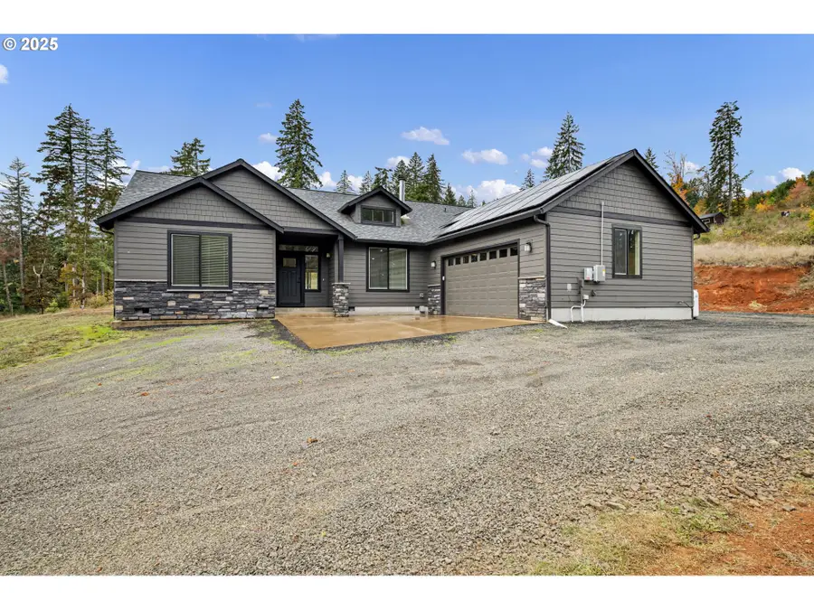 24741 Hall Rd, Cheshire, OR 97419 - Image #2