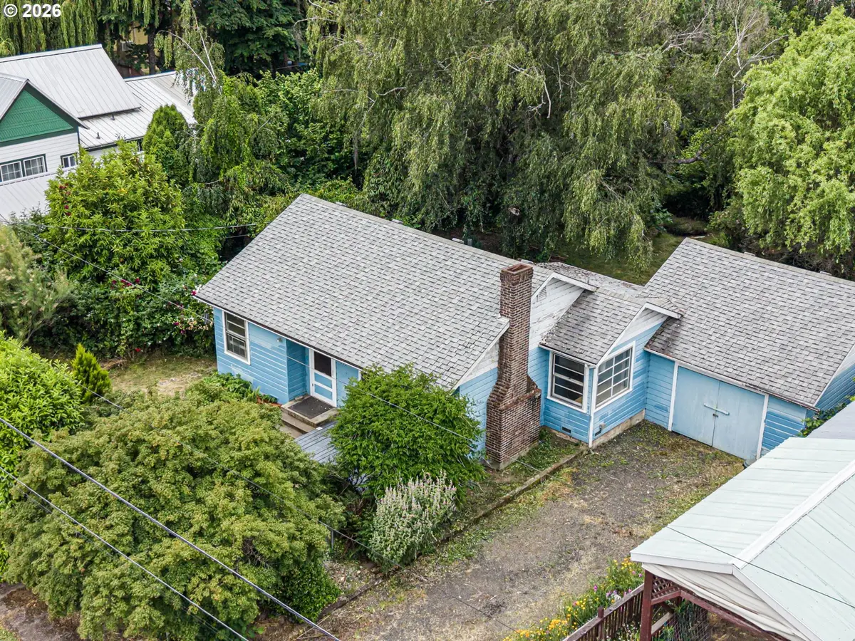 415 Date St, Drain, OR 97435 - #1