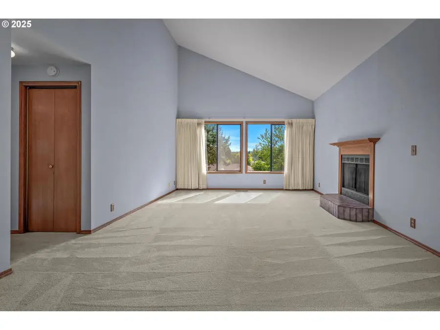 7222 SW 161st Pl, Beaverton, OR 97007 - Image #3