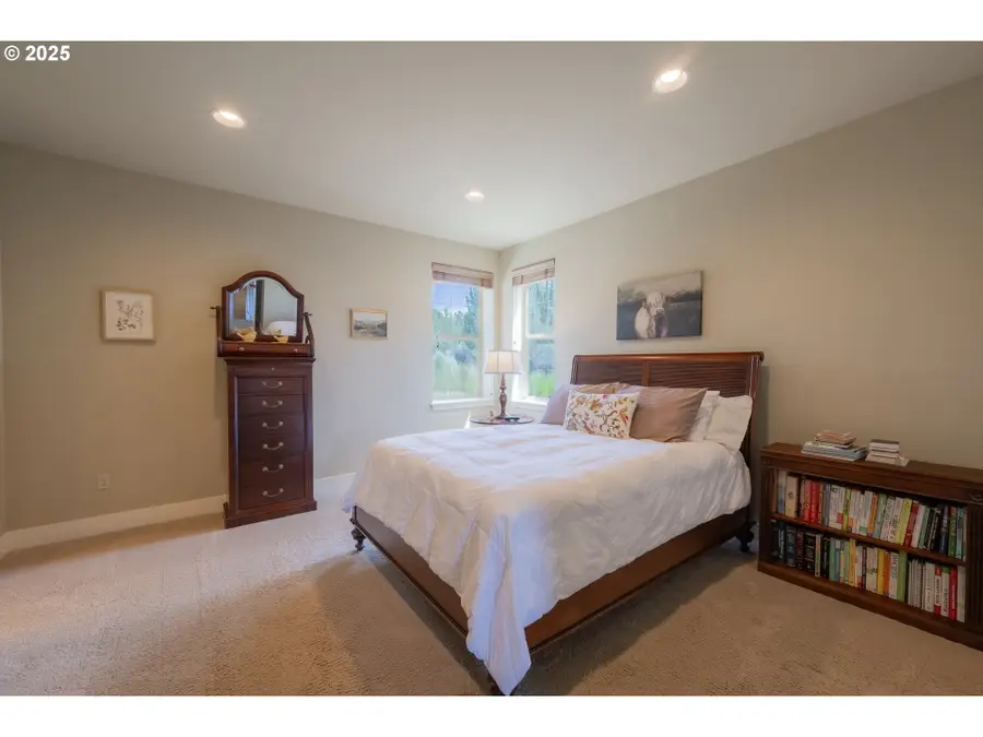 1202 SE Yarrow Ave, Madras, OR 97741 - Image #3