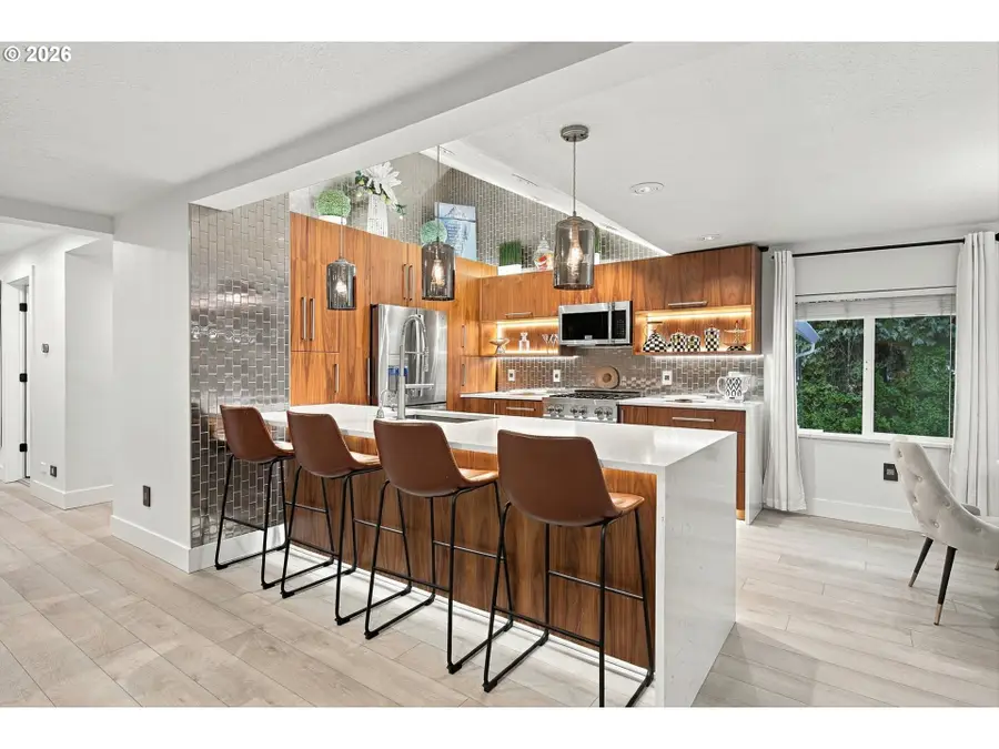 2559 SE Barnes Rd, Gresham, OR 97080 - #3