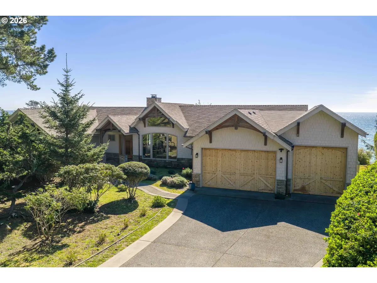 201 Allen Lane, Brookings, OR 97415 - #1