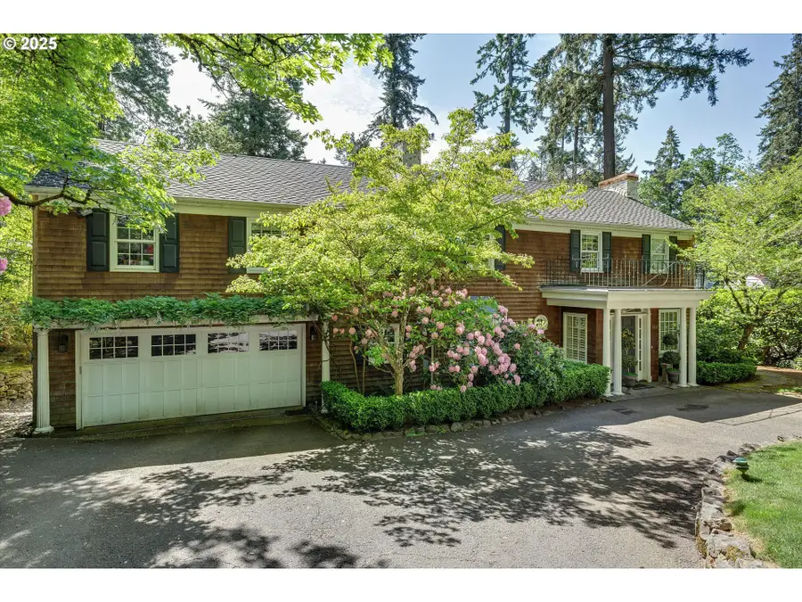 149 Iron Mountain Blvd, Lake Oswego, OR 97034 - Image #2