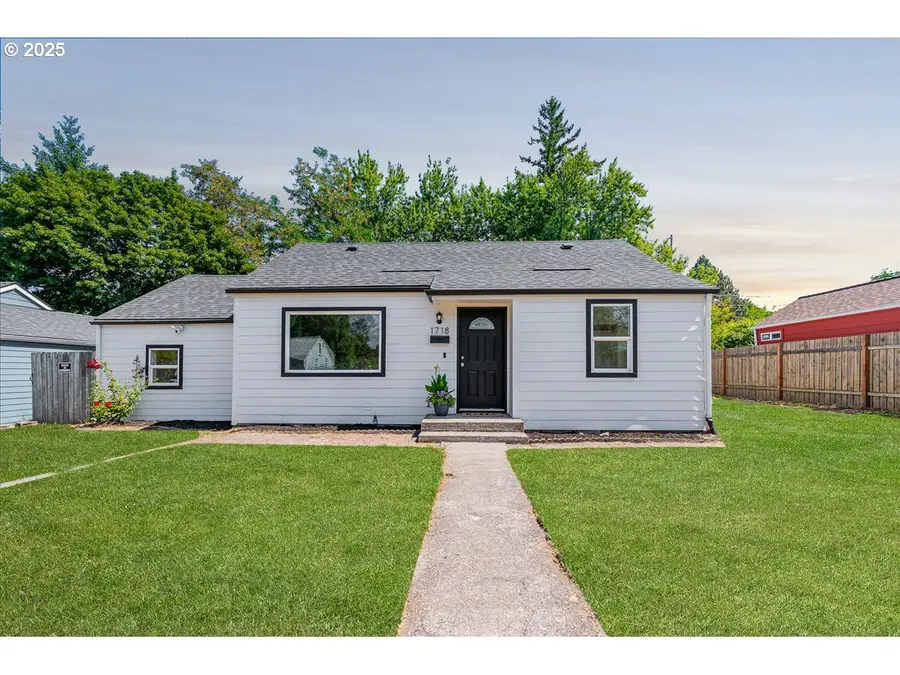 1718 NE Walnut Ave, Wood Village, OR 97060 - Image #2