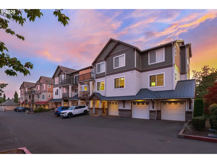 595 NW Lost Springs Ter, Portland, OR 97229 - #2