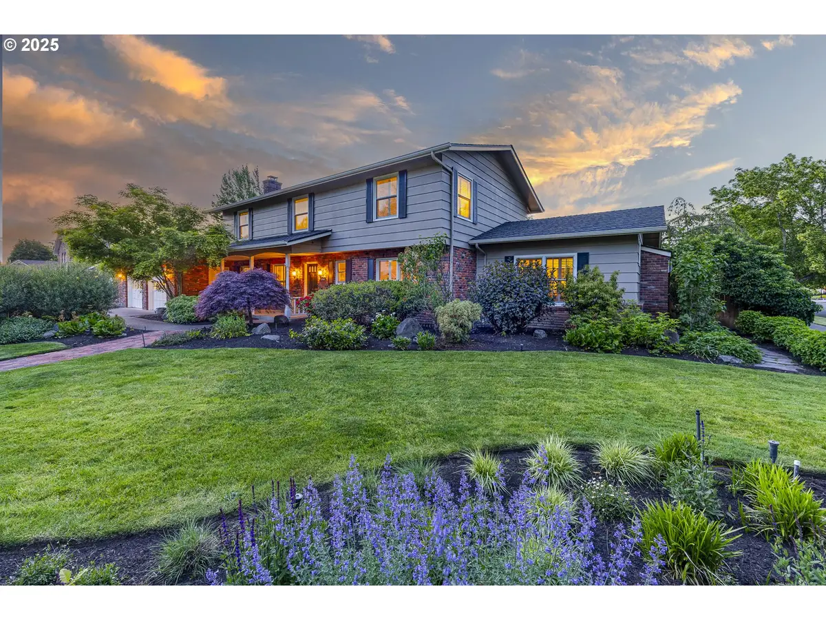 2885 Powderhorn St, Eugene, OR 97408 - Image #1