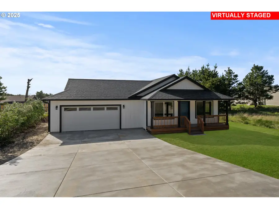 31401 J Pl, Long Beach North Beach Peninsula, WA 98640 - #2