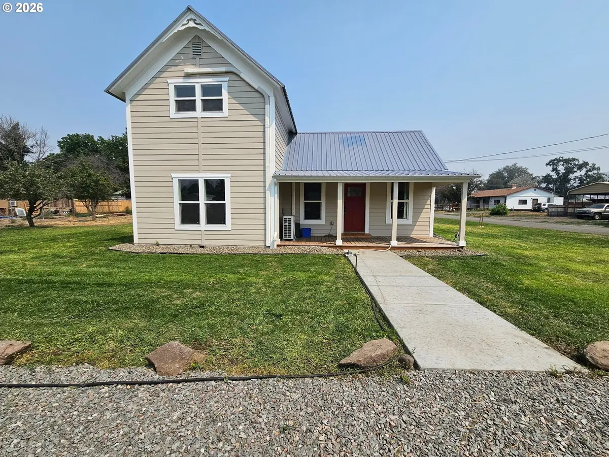 867 S 3rd St, Union, OR 97883 - #1