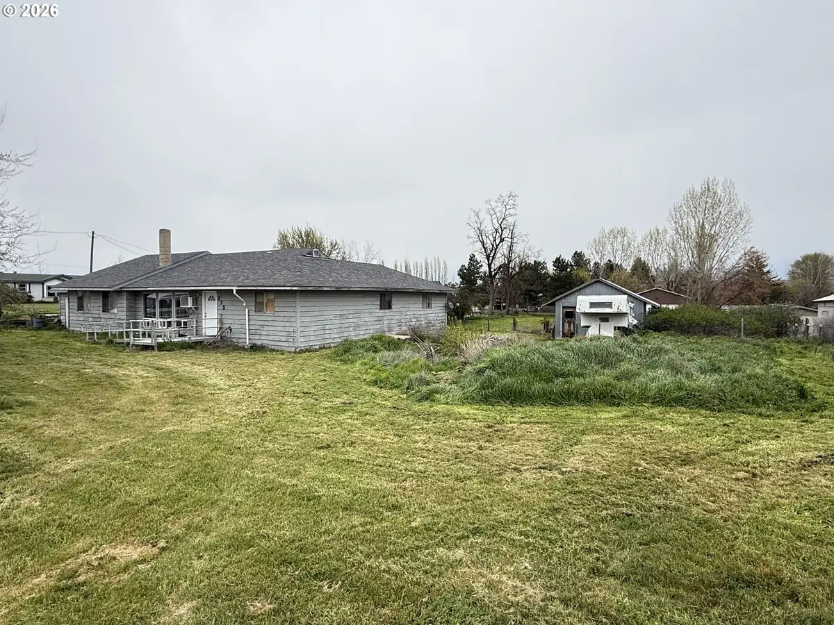 375 College St, Adams, OR 97810 - #1