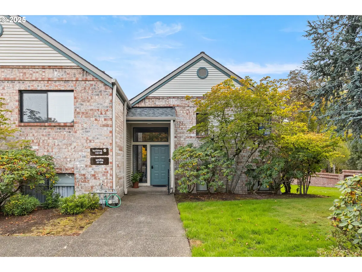16139 SW 130th Ter #38, Tigard, OR 97224 - Image #1