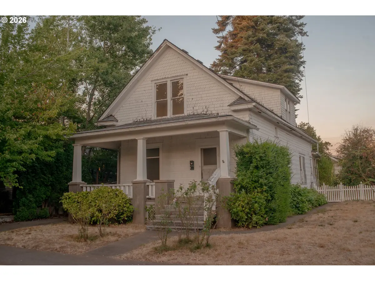 5914 N Burrage Ave, Portland, OR 97217 - #1