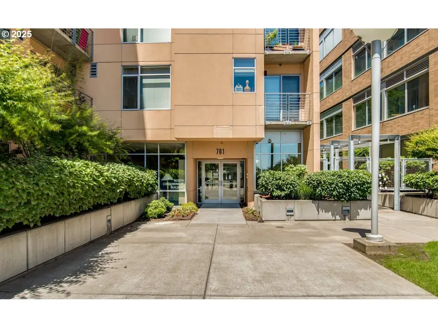 701 Columbia St #602, Vancouver, WA 98660 - Image #2