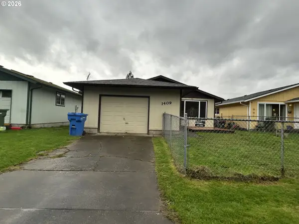 1409 Bowmont Ave, Kelso, WA 98626