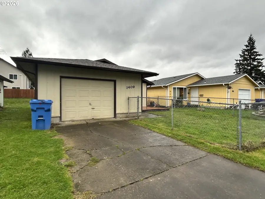 1409 Bowmont Ave, Kelso, WA 98626 - Image #2