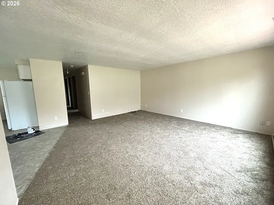 1409 Bowmont Ave, Kelso, WA 98626 - Image #3