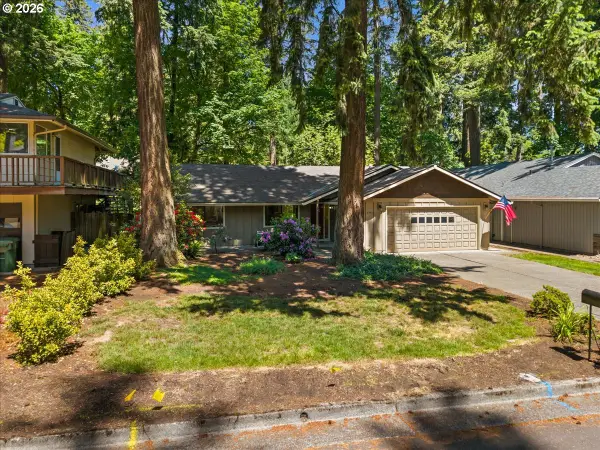 4341 Collins Way, LakeOswego, OR 97035