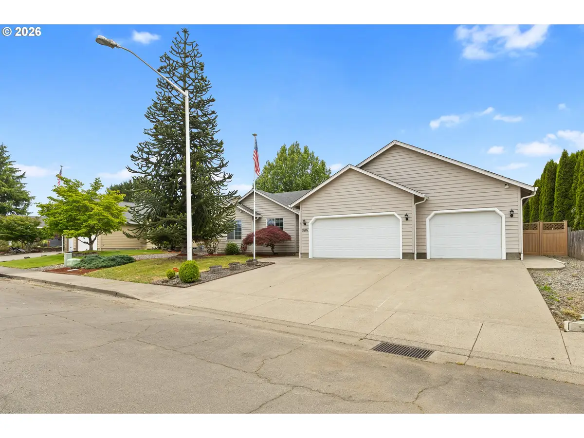 2676 Westlake Ave, Sutherlin, OR 97479 - #1