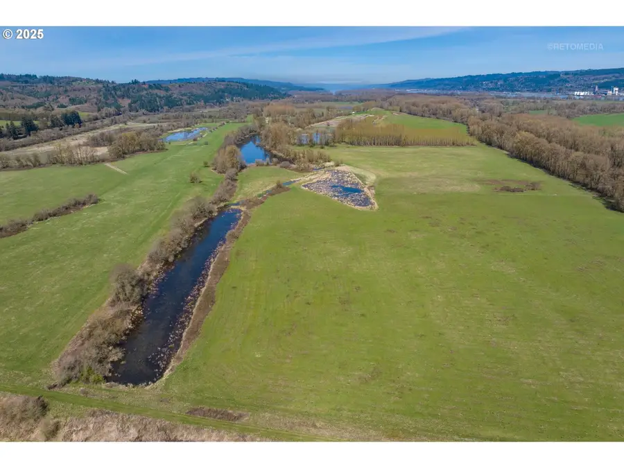 34521 Big Meadow Ln, Goble, OR 97054 - Image #2