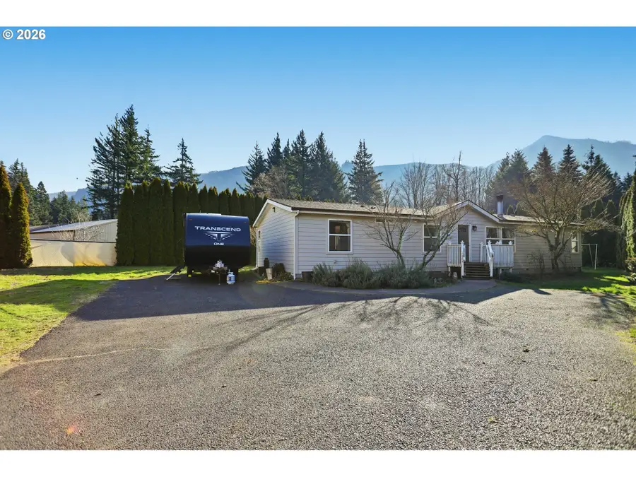 604 SE Forest Ln, Cascade Locks, OR 97014 - Image #2