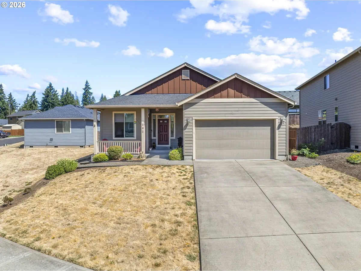 202 Rocky Meadow Dr, Kalama, WA 98625 - Image #1