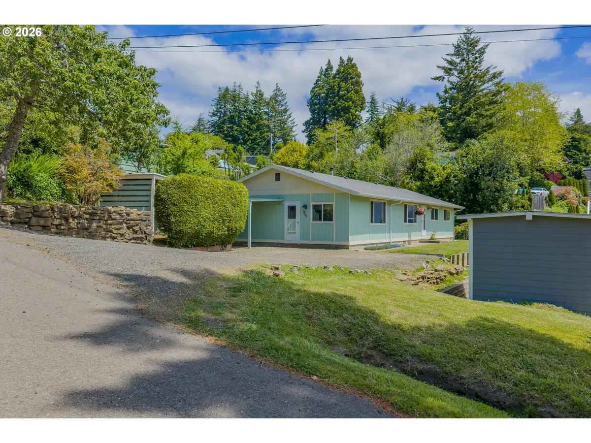 580 8th Ave, Coos Bay, OR 97420 - #1