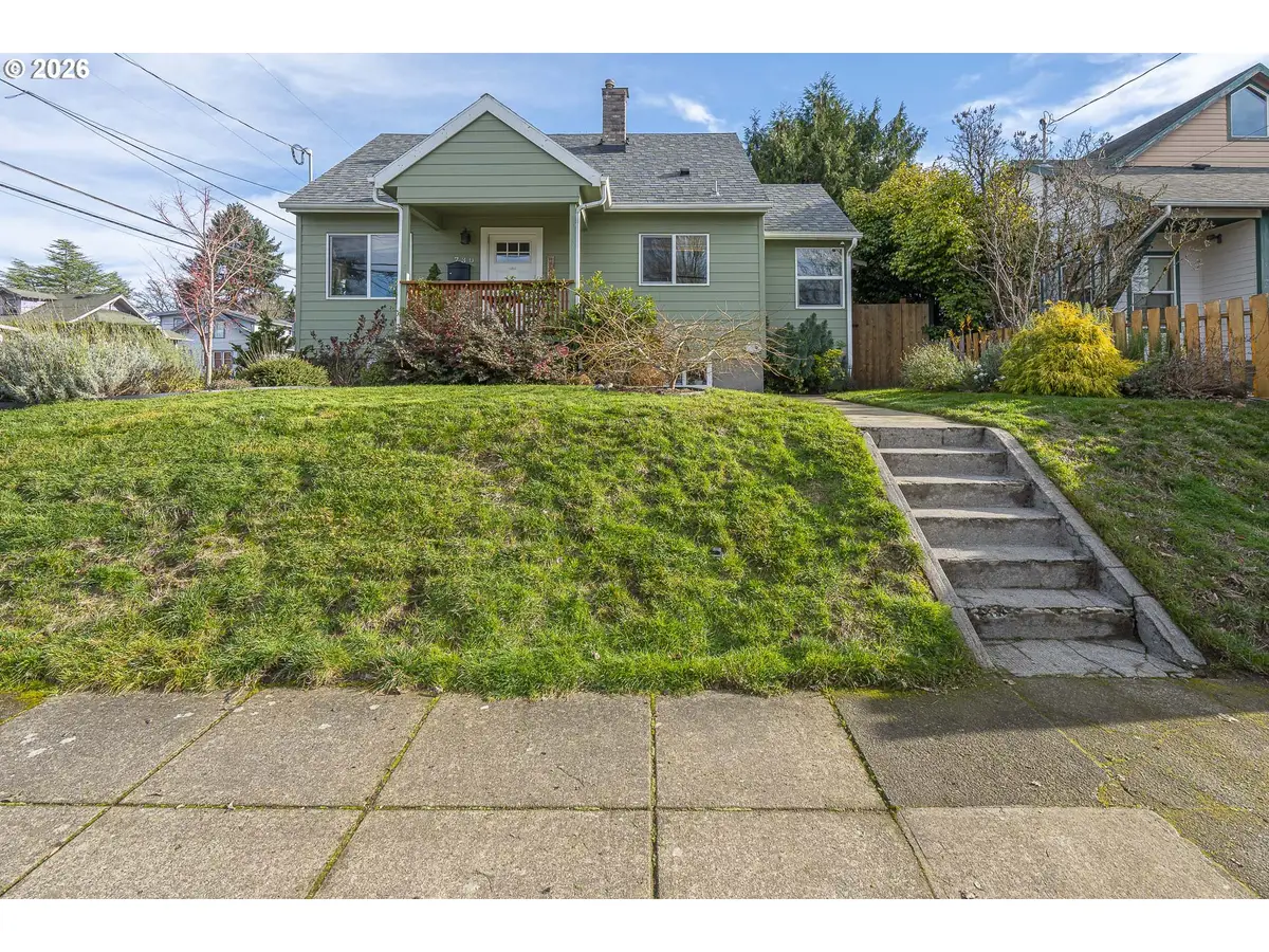 730 NE 63rd Ave, Portland, OR 97213 - Image #1
