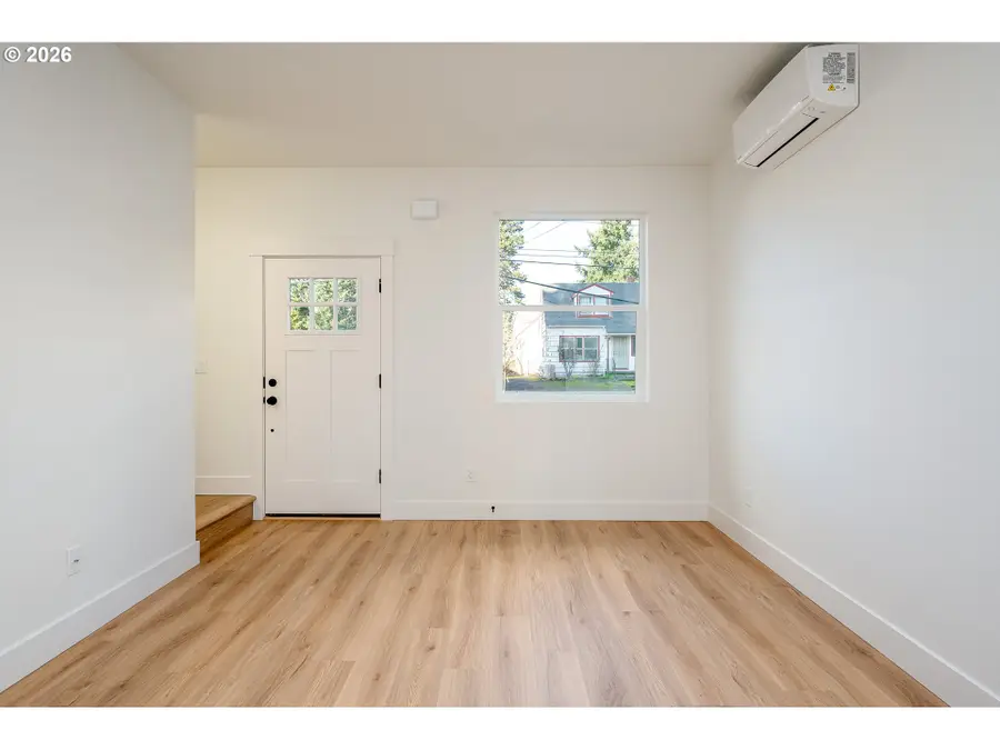 12092 SE Market St, Portland, OR 97216 - #2