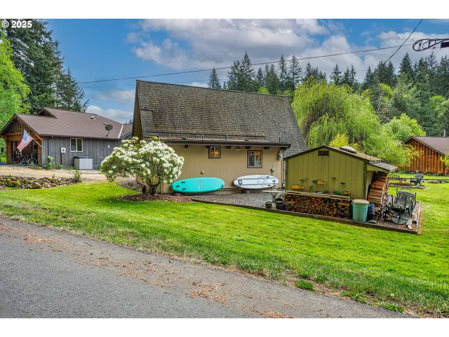 10252 Lakeview Dr, Birkenfeld, OR 97016 - Image #2