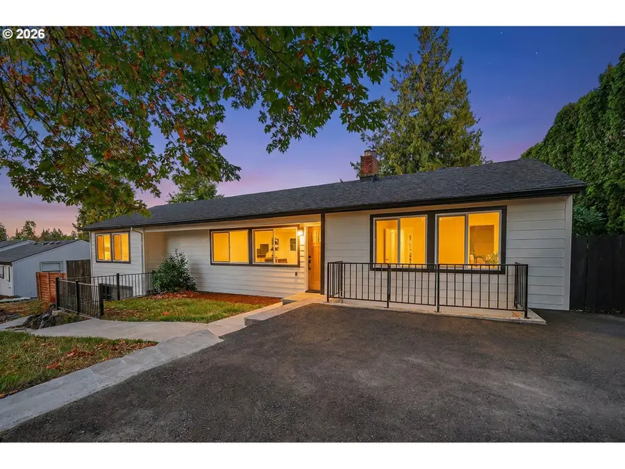 142 NE 128th Ave, Portland, OR 97230 - Image #2