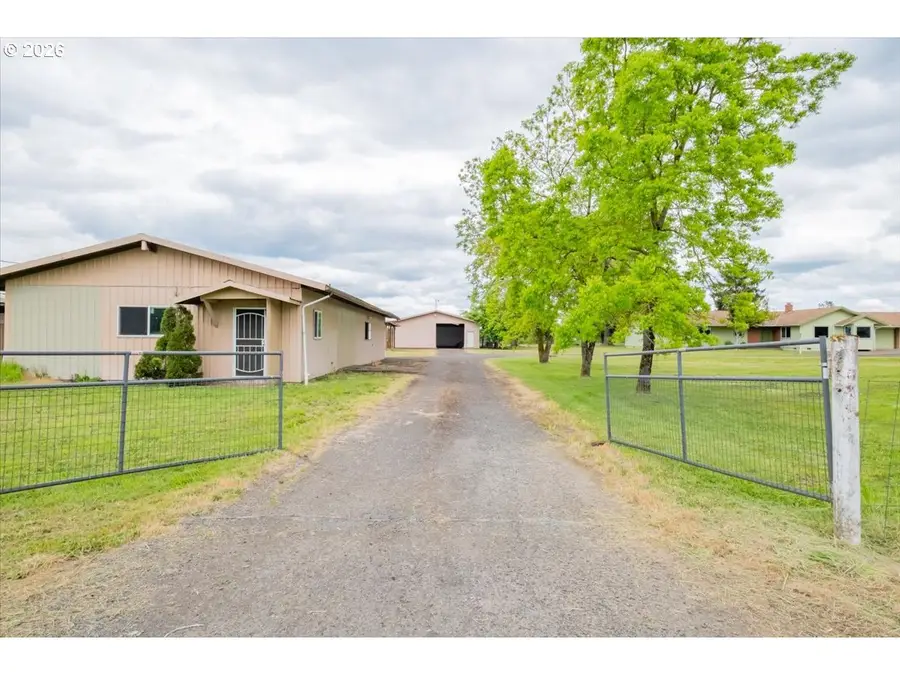 39129 Groshong Rd Ne, Albany, OR 97321 - #2