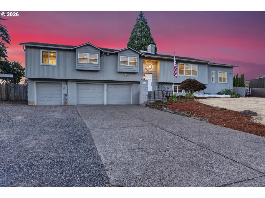 12020 SE Anna Ct, Damascus, OR 97089 - #3