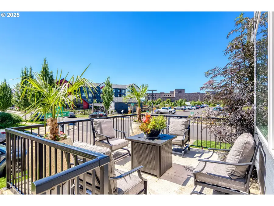 17163 SW Woodpecker Ln, Beaverton, OR 97007 - Image #2