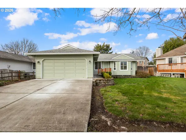 21140 NW Cannes Dr, Portland, OR 97229