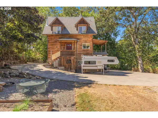 2260 Sherman Ave, HoodRiver, OR 97031