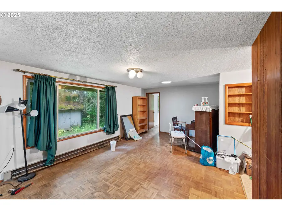 92688 Libby Ln, Coos Bay, OR 97420 - Image #3