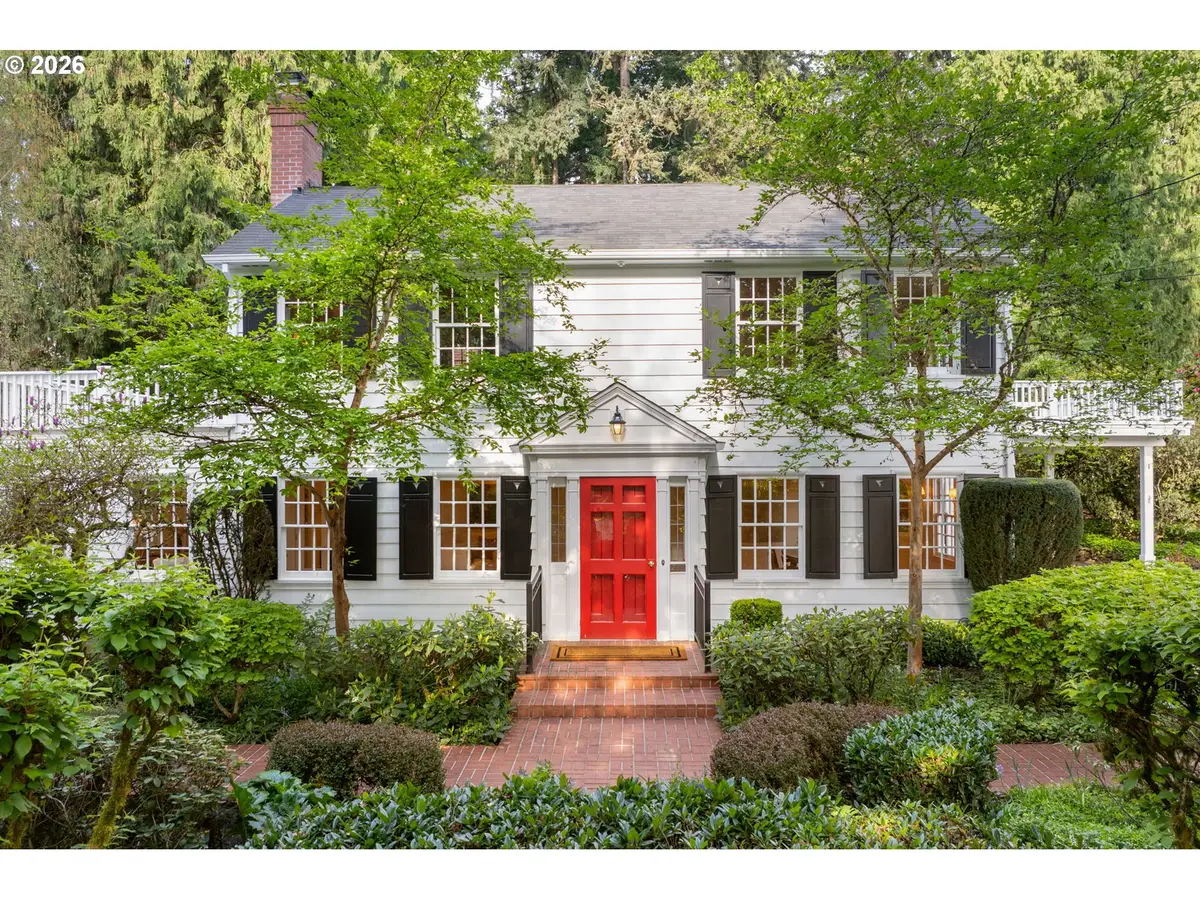 261 SW Birdshill Rd, Portland, OR 97219 - #1