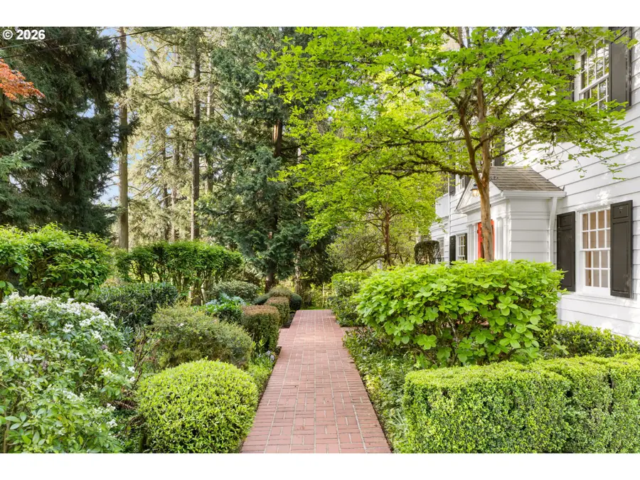 261 SW Birdshill Rd, Portland, OR 97219 - #3