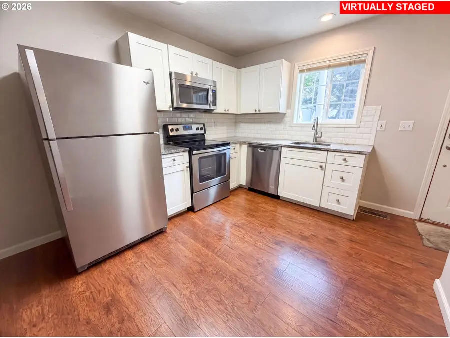 61 SE 171st Ave, Portland, OR 97233 - #2
