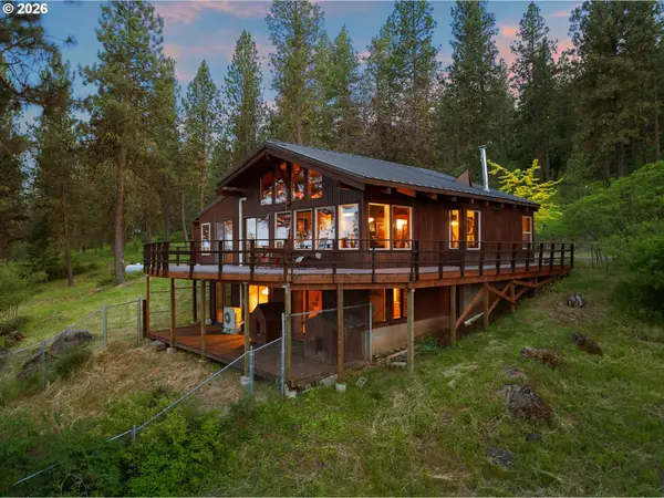 60751 Wood Rd, LaGrande, OR 97850