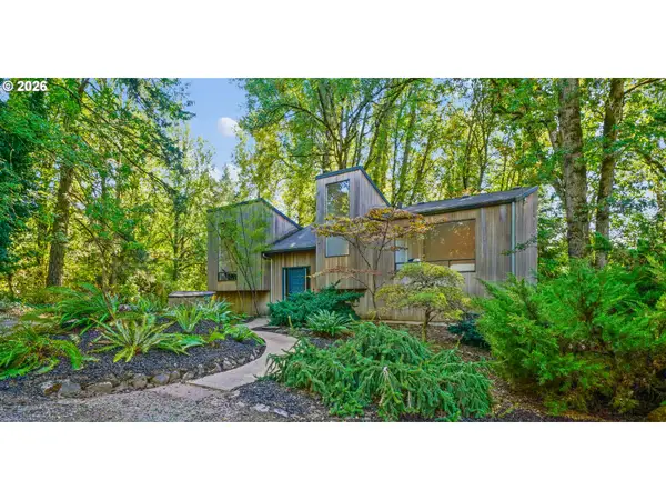 4298 River Rd S, Salem, OR 97302