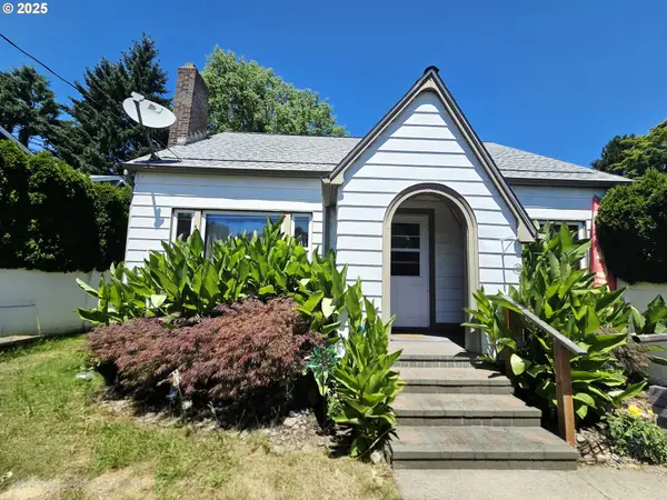 7247 SE Division St, Portland, OR 97206