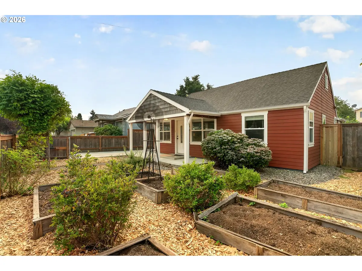 6416 SE Lambert St, Portland, OR 97206 - #1