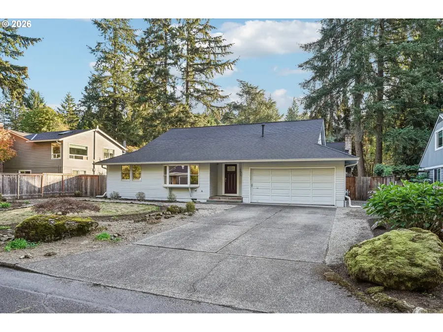 18892 Indian Springs Rd, Lake Oswego, OR 97035 - #3