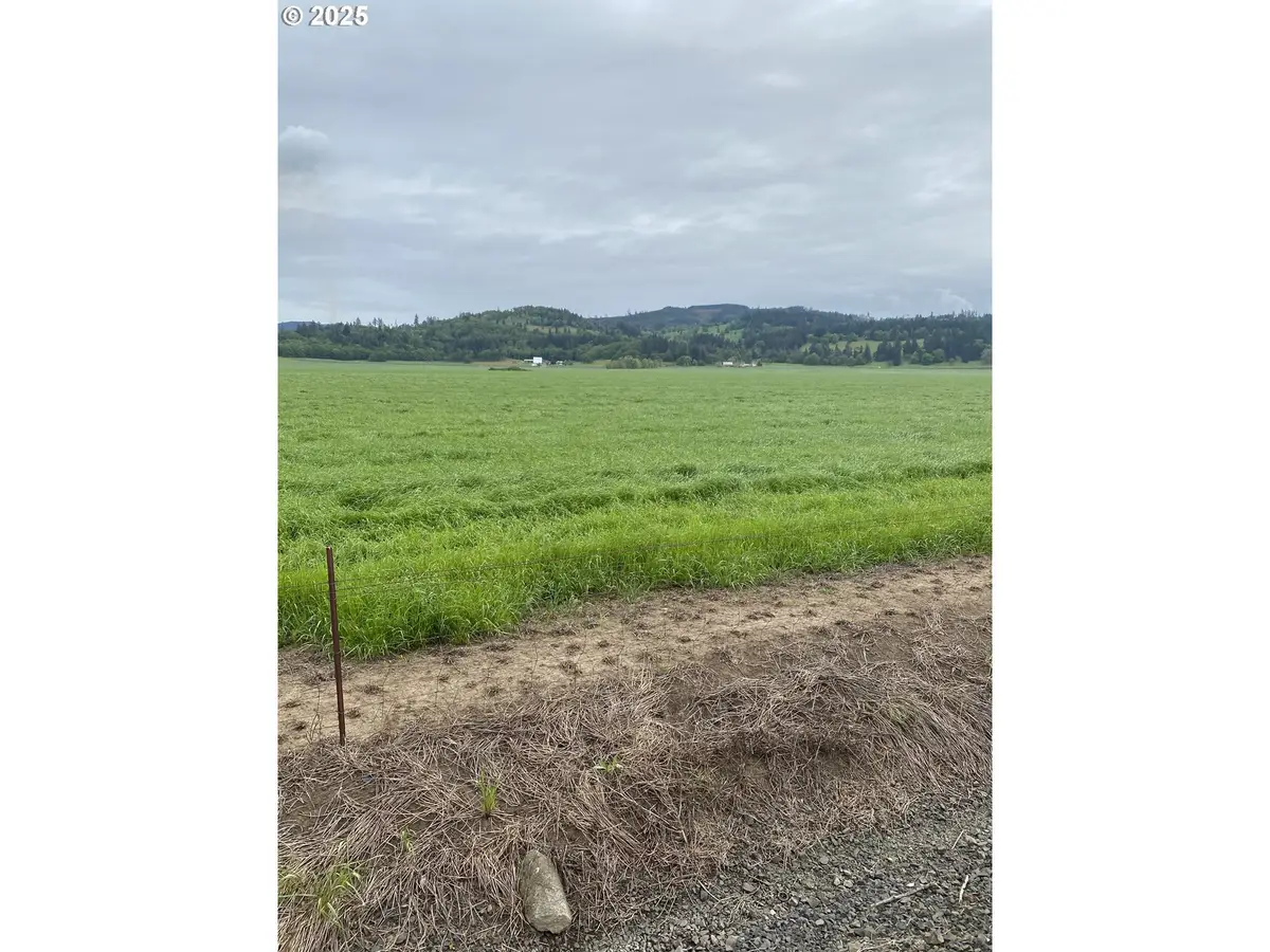 27889 Seven Mile Ln, Brownsville, OR 97327 - Image #1