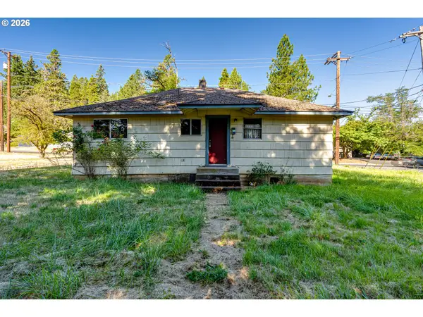 3015 Willamette St, Eugene, OR 97405