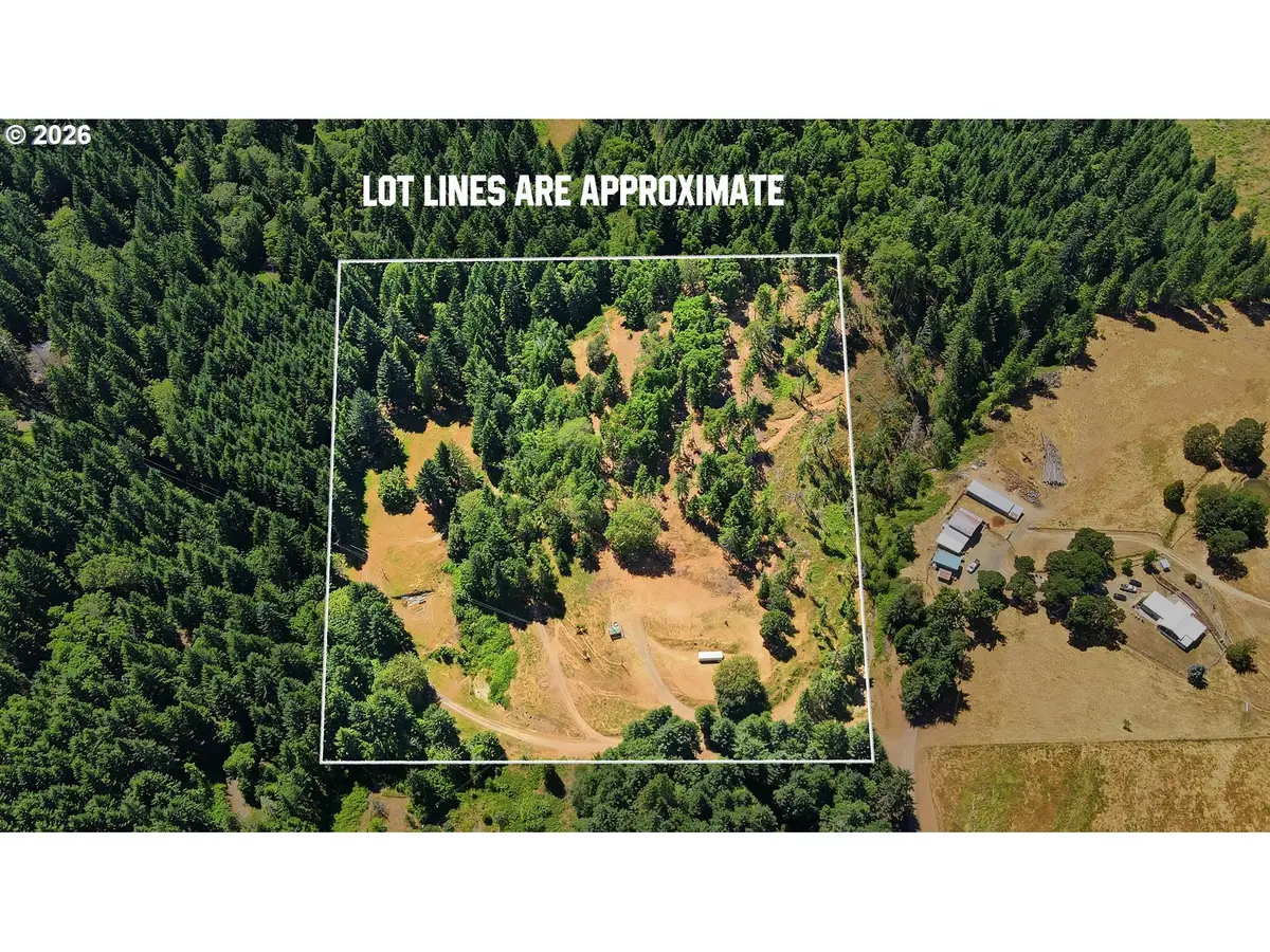 1060 Murdock Dr, Oakland, OR 97462 - #1