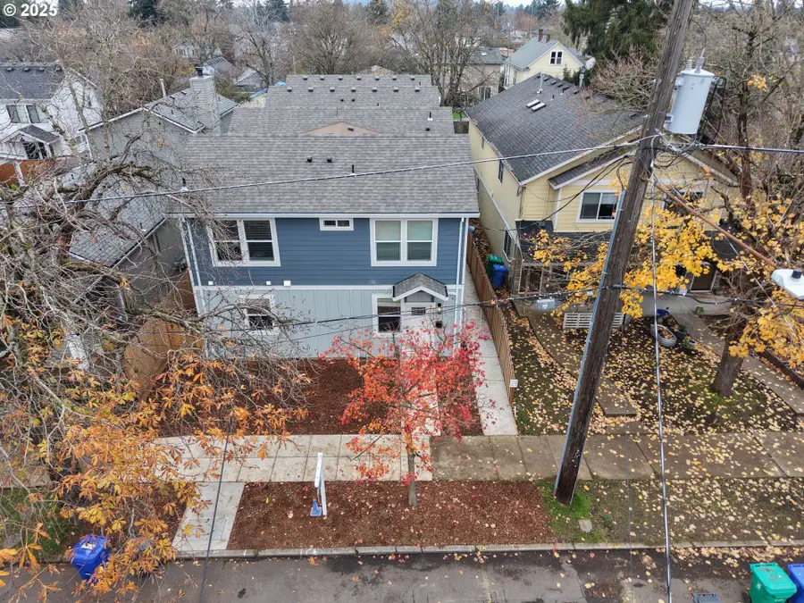 6541 SE Woodstock Blvd, Portland, OR 97206 - Image #2