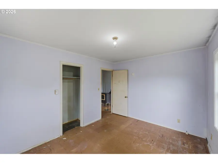 1691 Grant St, North Bend, OR 97459 - #3