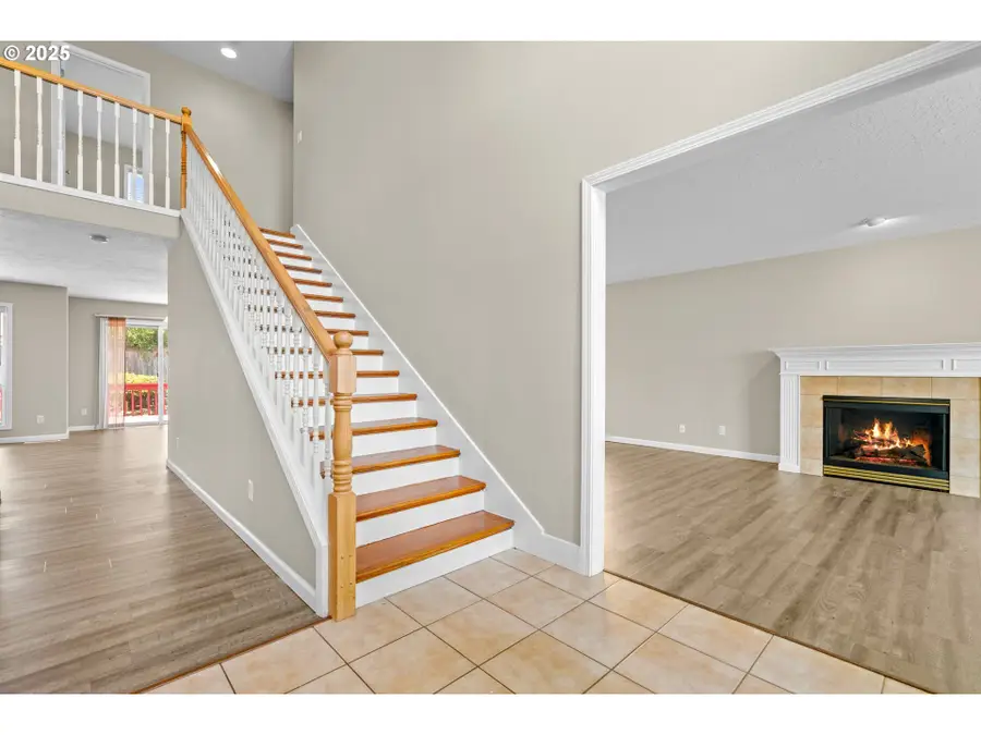 14039 SE 119th Dr, Clackamas, OR 97015 - Image #2